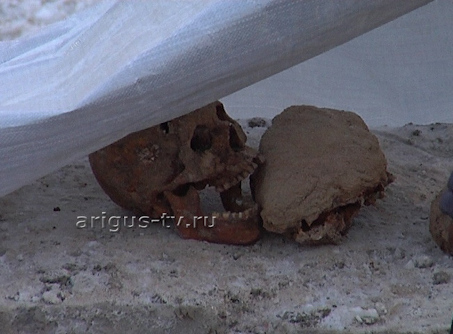 Количество человеческих останков, найденных в строительном котловане в Улан-Удэ, выросло до 25