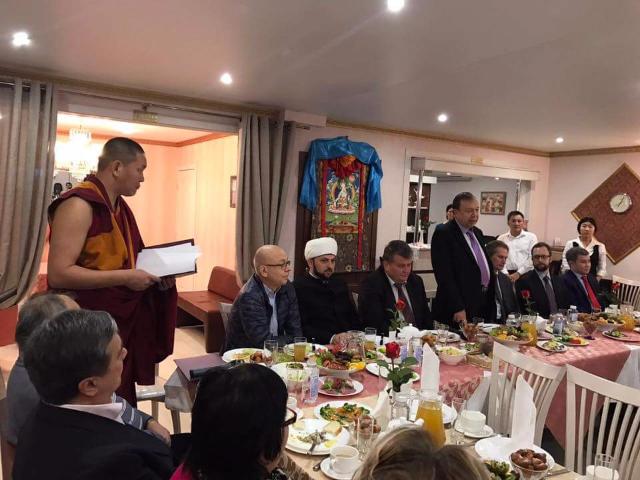 В Москве отпраздновали регистрацию буддийской общины, возглавленной ламой из Забайкалья