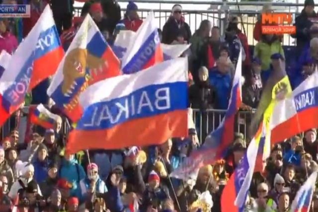 Флаг России с надписью «Байкал» засветился на трибунах ЧМ по биатлону