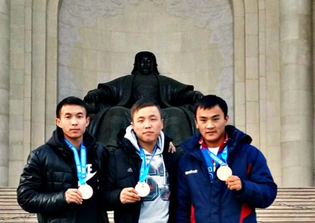 Бурятские боксёры завоевали три медали международного турнира в Монголии 