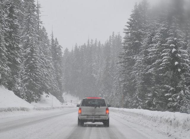 В Бурятии автомобилистам напоминают о рисках езды в мороз