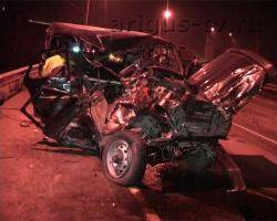 Лишенный прав водитель погиб при столкновении с КамАЗом