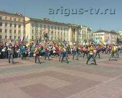 Первомай в Улан-Удэ: один праздник – два митинга