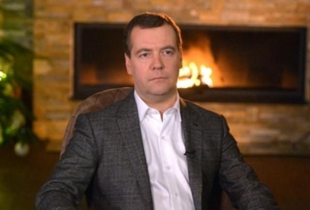 «Голодовка может не состояться?»: Глава Бурятии попросил Медведева помочь погорельцам Северомуйска с сертификатами