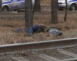 ДТП или…? Следствие выясняет причину гибели мужчины, найденного возле трамвайных путей