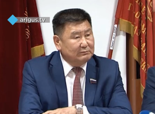 Коммунисты выдвинули Вячеслава Мархаева на выборы главы Бурятии 