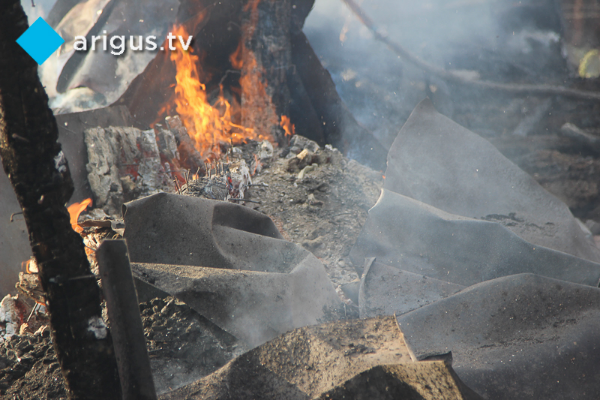 В Улан-Удэ на пожаре из-за непотушенной сигареты пенсионерка получила ожоги