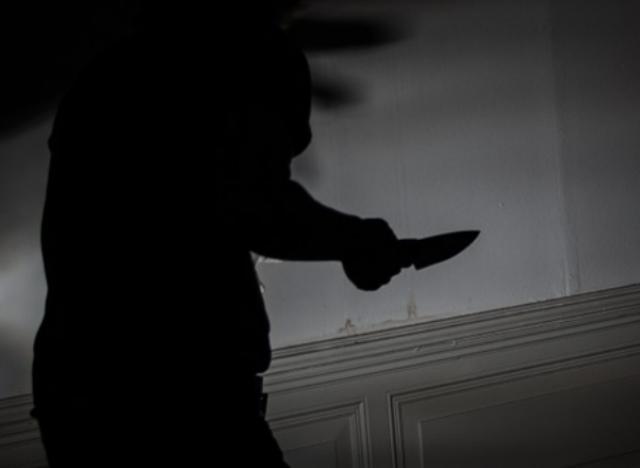 В Бурятии юноша за оскорбления матери нанёс собутыльнику 15 ножевых