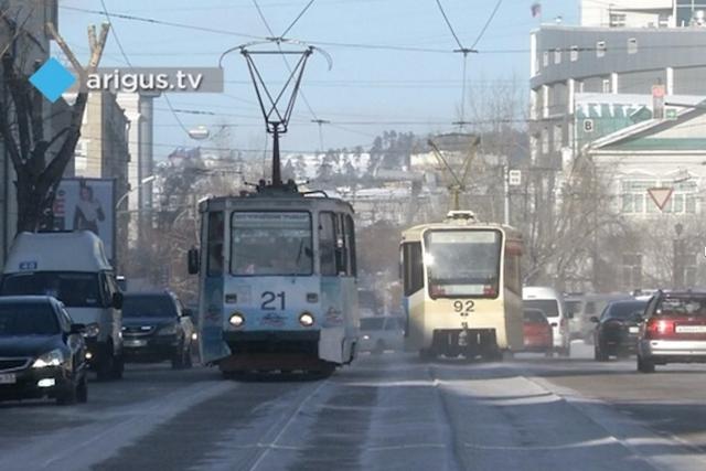 В Улан-Удэ женщину сбил трамвай 