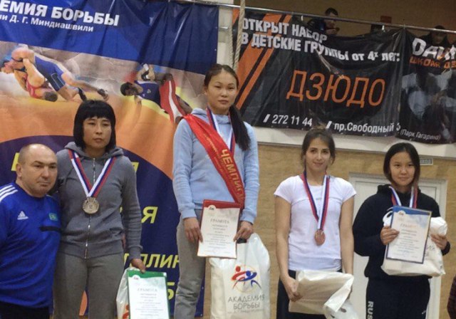 Спортсмены из Бурятии завоевали медали всероссийского турнира по вольной борьбе 