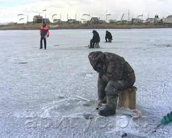 Тонкий лед – рыбалке не помеха?