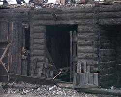 Кто и зачем выжигает дома кирзаводчан?