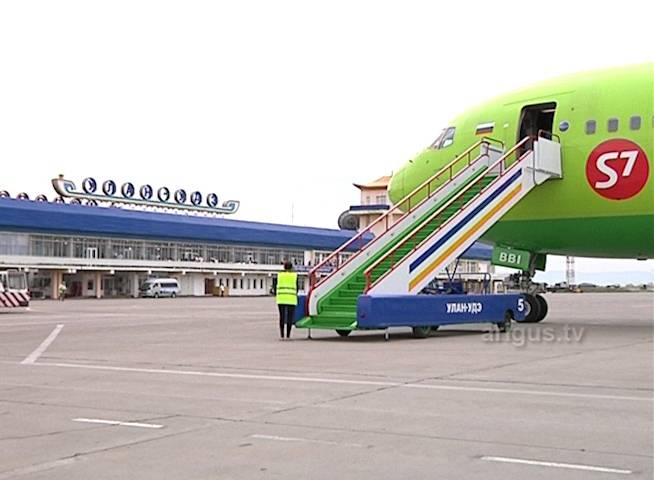 В Улан-Удэ рейс до Москвы был отложен почти на 12 часов из-за птицы