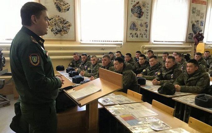 Работники военной прокуратуры Улан-Удэнского гарнизона приняли участие в Едином дне правовых знаний