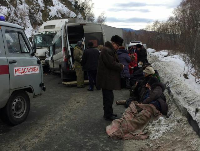 Скончался ещё один пассажир, пострадавший в столкновении микроавтобуса «Улан-Удэ-Аршан-Кырен» и фуры