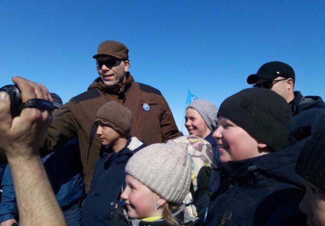 Жители Бурятии – Николаю Валуеву: Если провалитесь на Байкале, сразу на дно встанете (ФОТО)