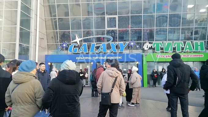 В Улан-Удэ эвакуировали торговый центр «Гэлэкси». ОБНОВЛЕНО