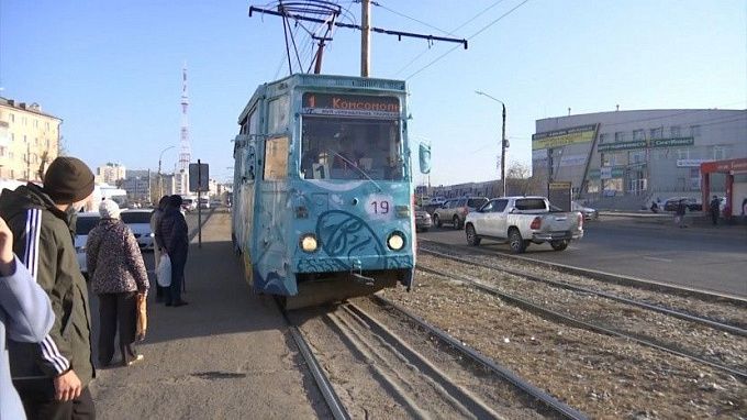 В Улан-Удэ помогающие бойцам на СВО волонтеры будут бесплатно ездить на трамваях